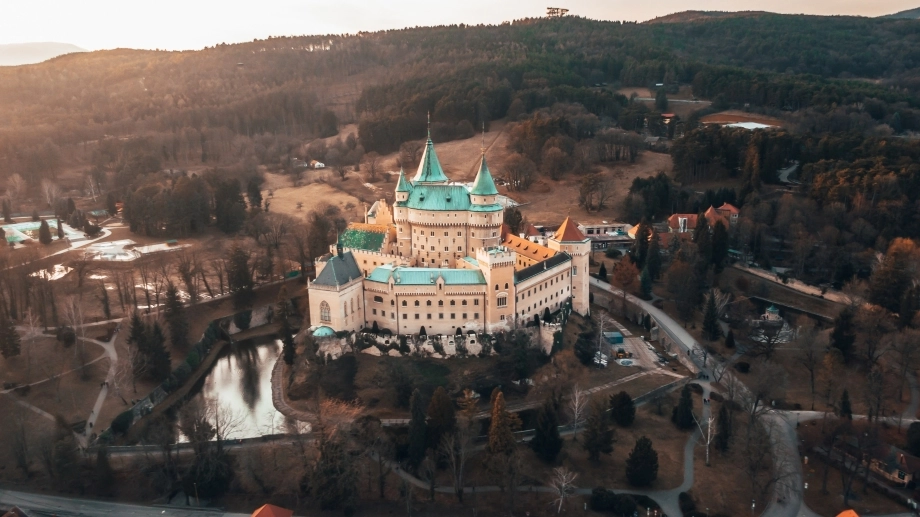 Bilateralne stipendije Vlade Slovačke Republike za ljetnu školu slovačkog jezika i kulture u 2023. godini
